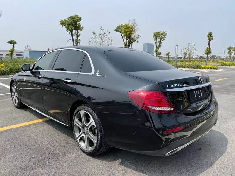 盐城16年奔驰E9