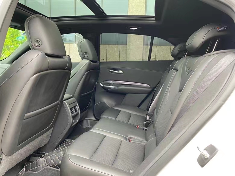 盐城20年凯迪拉克XT46