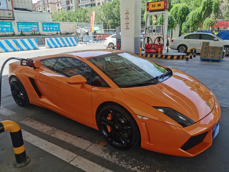 烏魯木齊11年蘭博基尼Gallardo6
