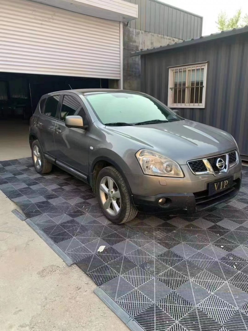 济宁11年日产逍客2