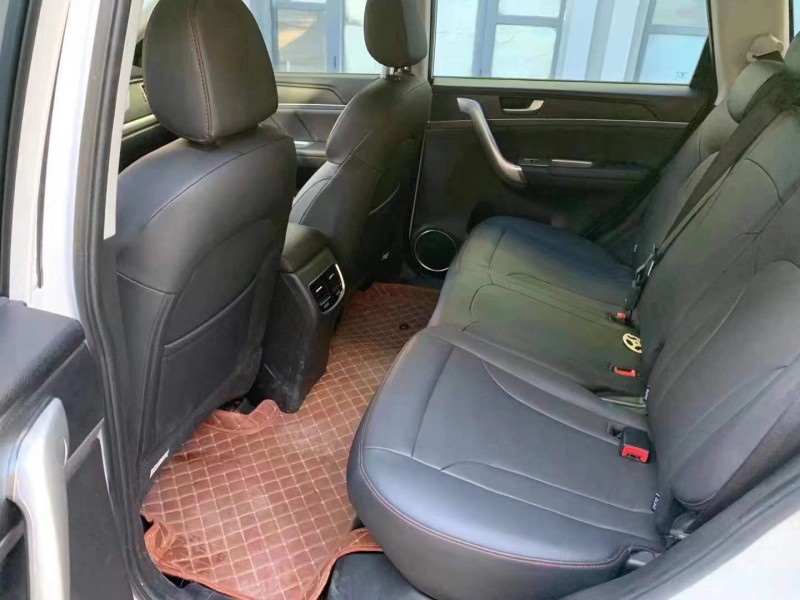 济宁20年哈弗M65