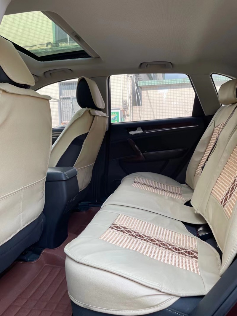 中山17年众泰T6007