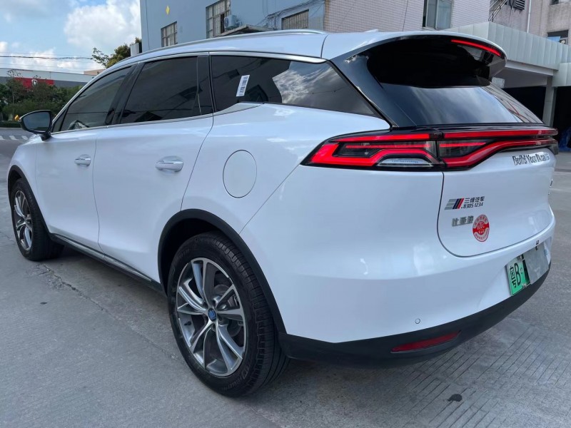 中山19年比亚迪唐4