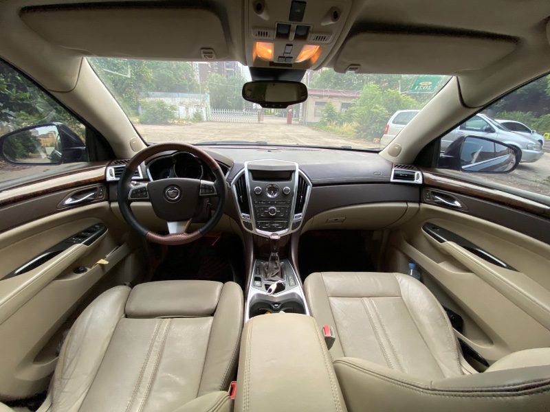 郑州12年凯迪拉克SRX3