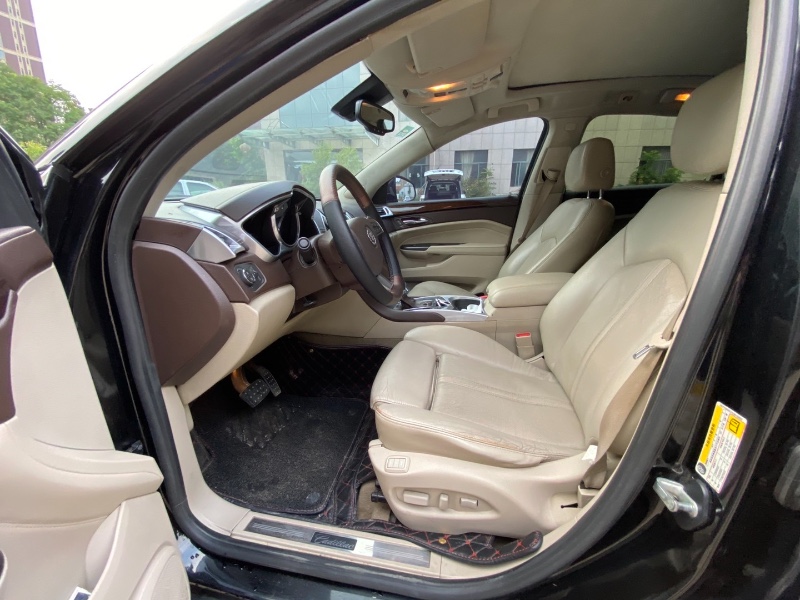 郑州12年凯迪拉克SRX2