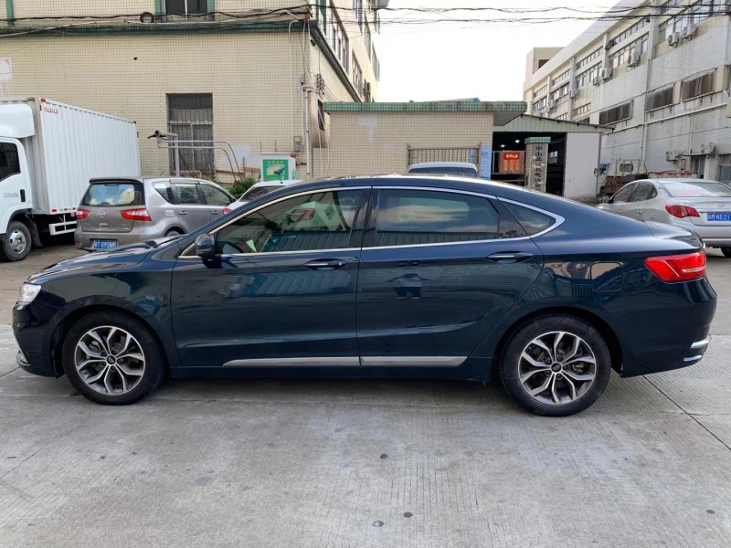 中山18年吉利博瑞3