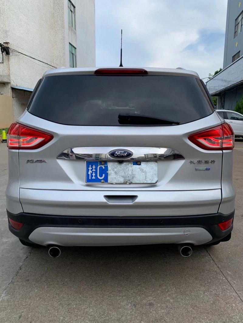 中山13年福特翼虎4