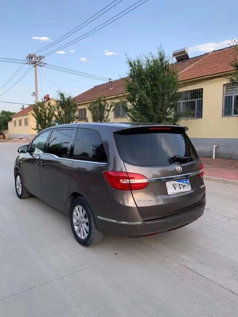 潍坊17年别克GL88