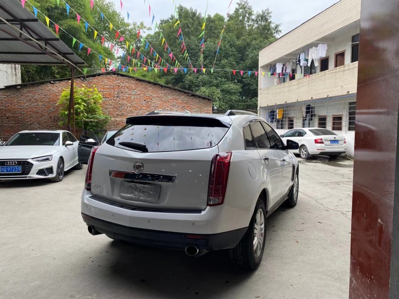 成都13年凯迪拉克SRX9