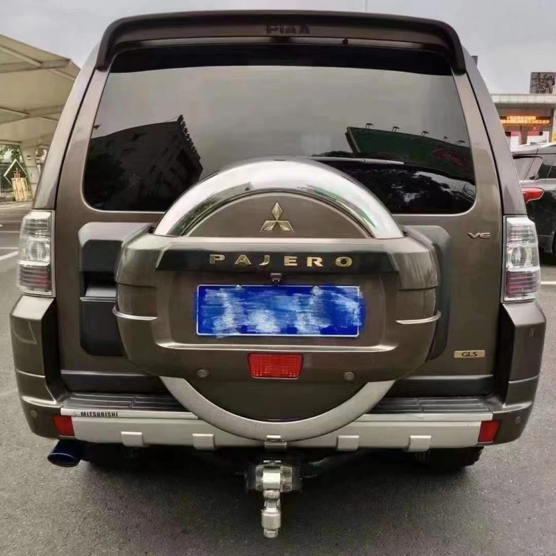 成都10年三菱帕杰罗7