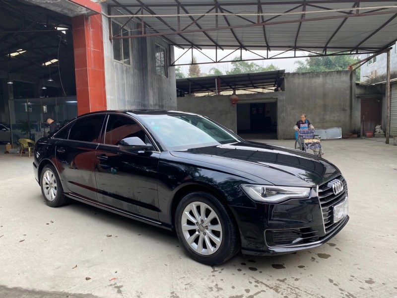 成都16年奥迪A67