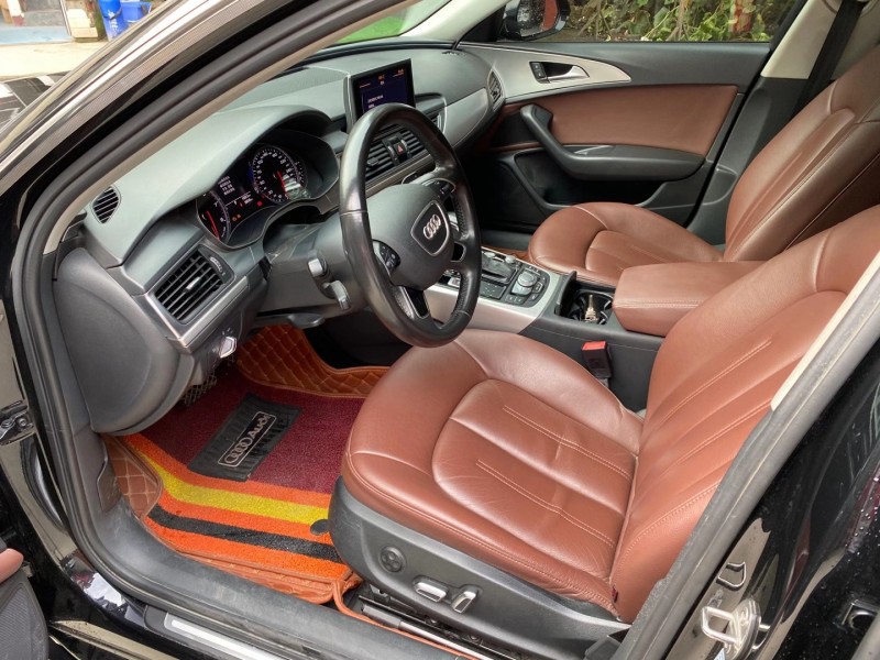 成都16年奥迪A66