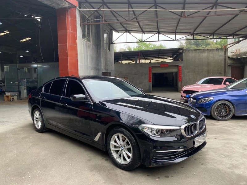 成都20年宝马5系3