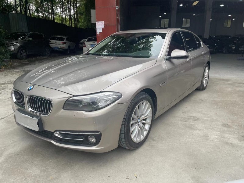 成都16年宝马5系8