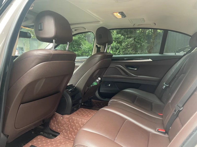 成都16年宝马5系6