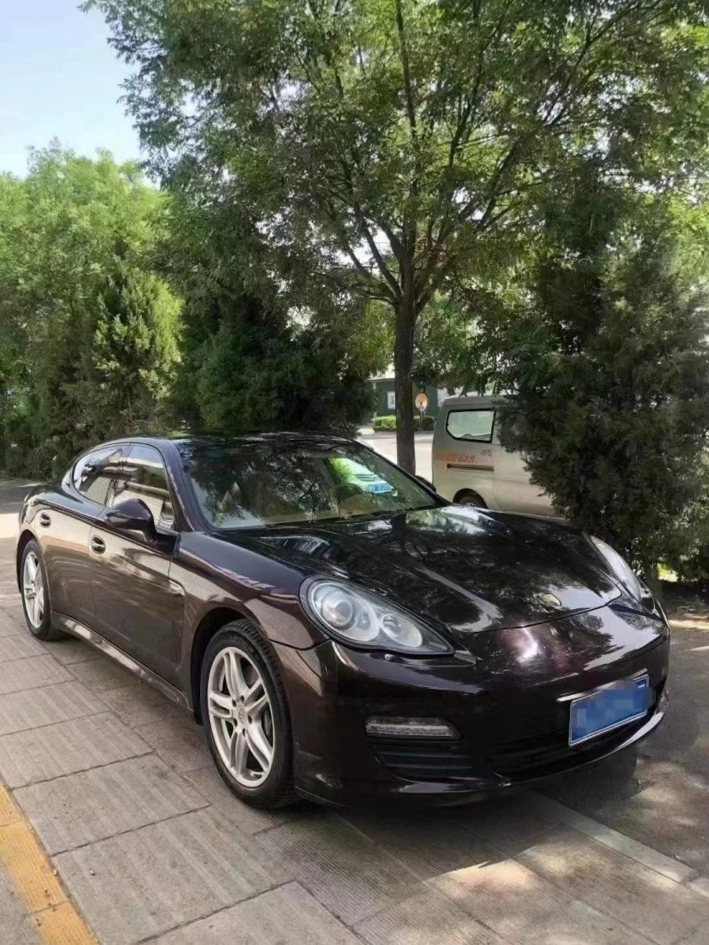 泰安12年保時捷帕拉梅拉2