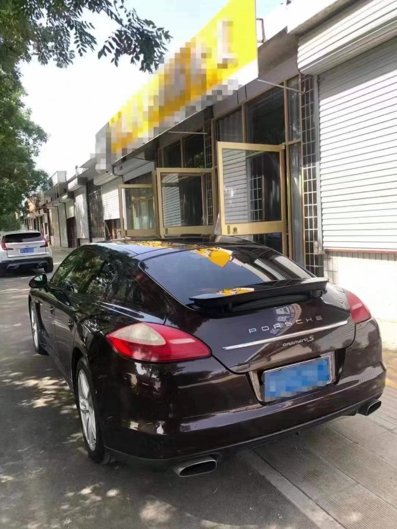 泰安12年保時捷帕拉梅拉8