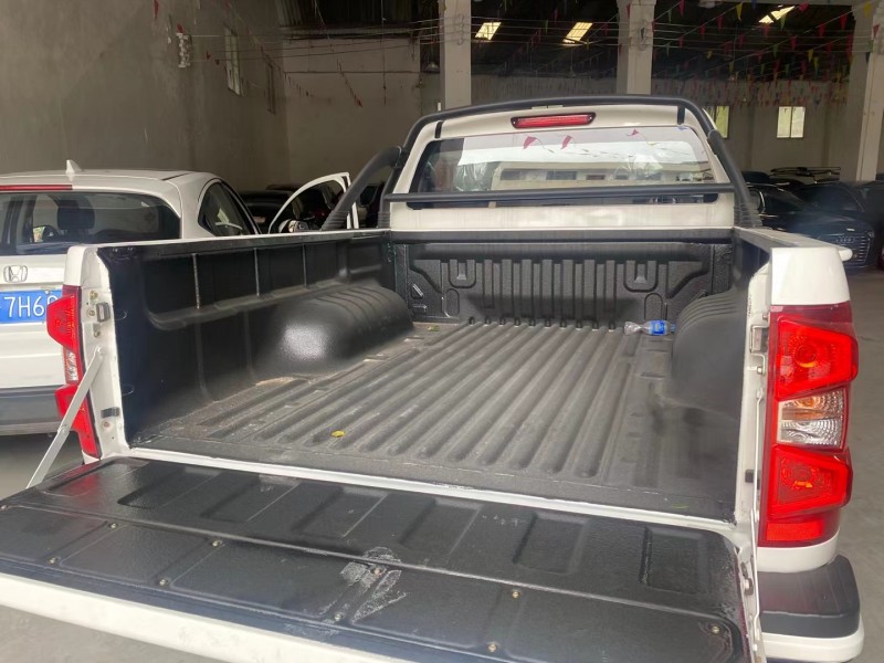 成都21年一汽蓝舰T3404