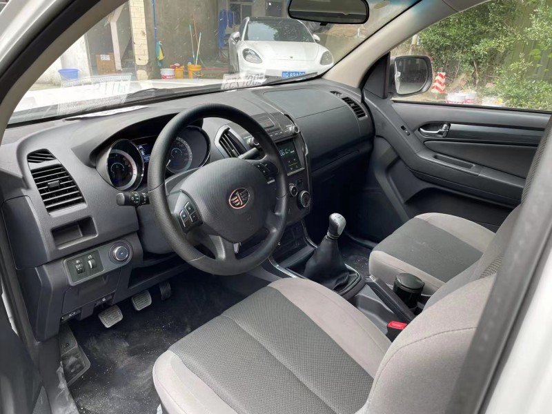 成都21年一汽蓝舰T3406