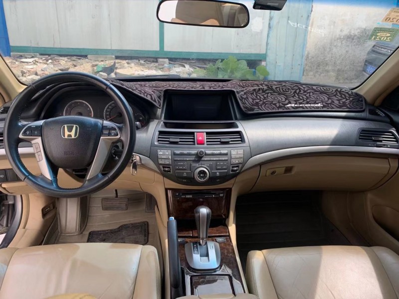 广州09年本田雅阁5