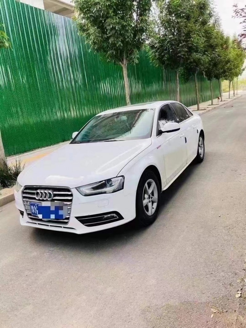北京14年奧迪A4L2