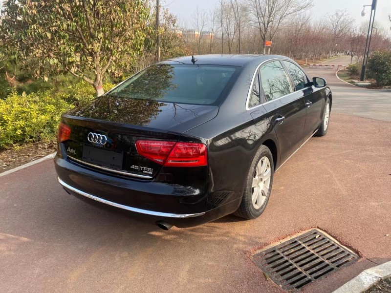 運城12年奧迪A8L2
