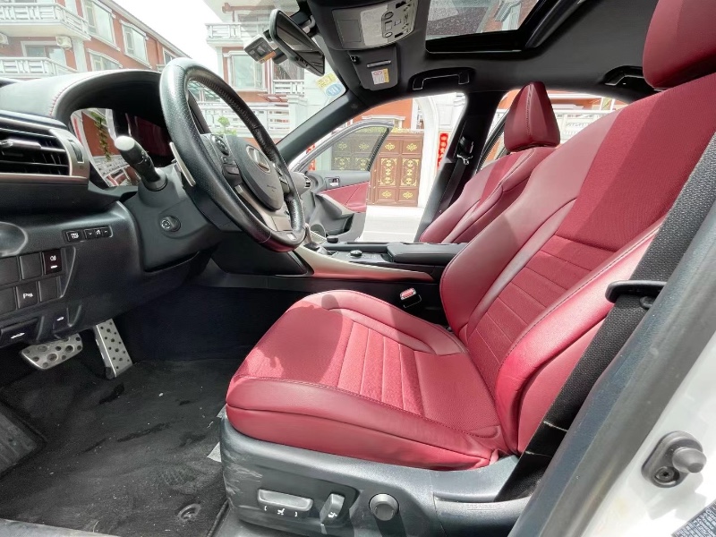 佛山16年雷克萨斯IS4