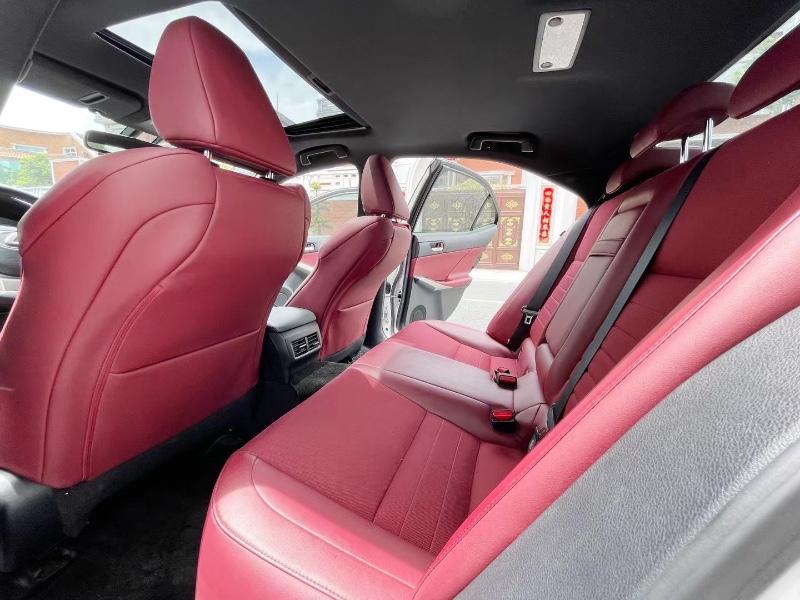 佛山16年雷克萨斯IS2