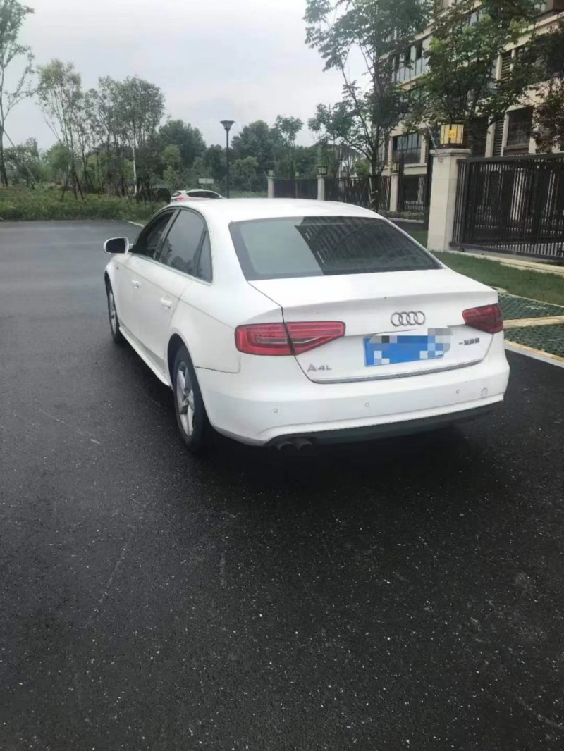 臺州13年奧迪A4L8