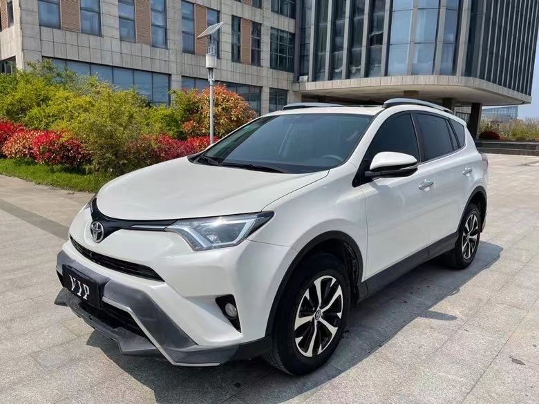 盐城17年丰田RAV4荣放3
