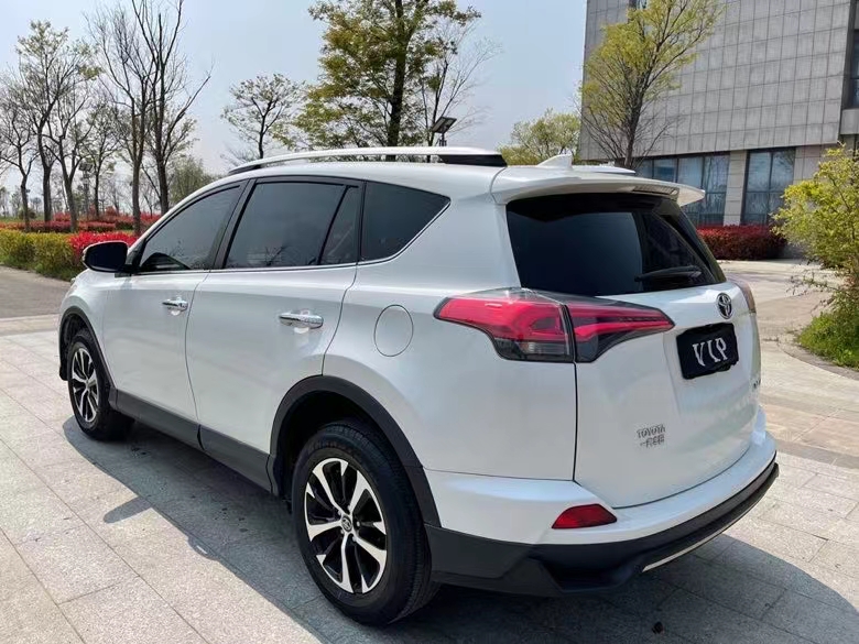 盐城17年丰田RAV4荣放9