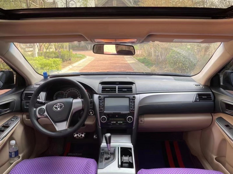 保定13年丰田凯美瑞9