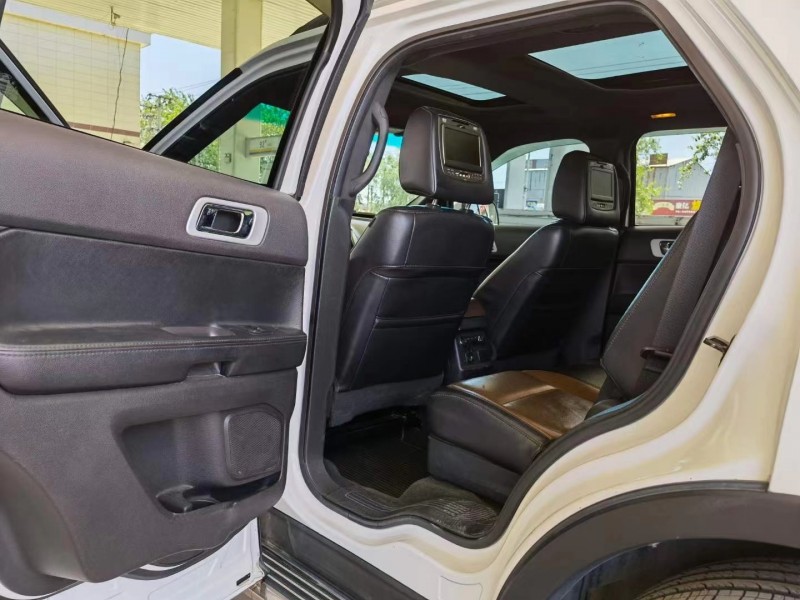 保定13年福特探险者6