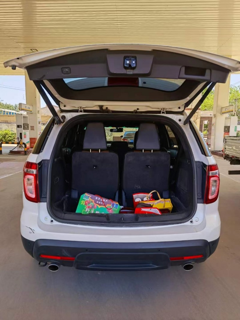 保定13年福特探险者7