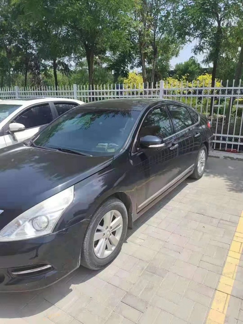 天津16年日產天籟2
