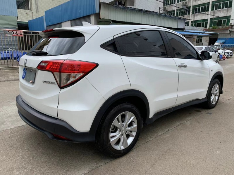 中山20年本田缤智5