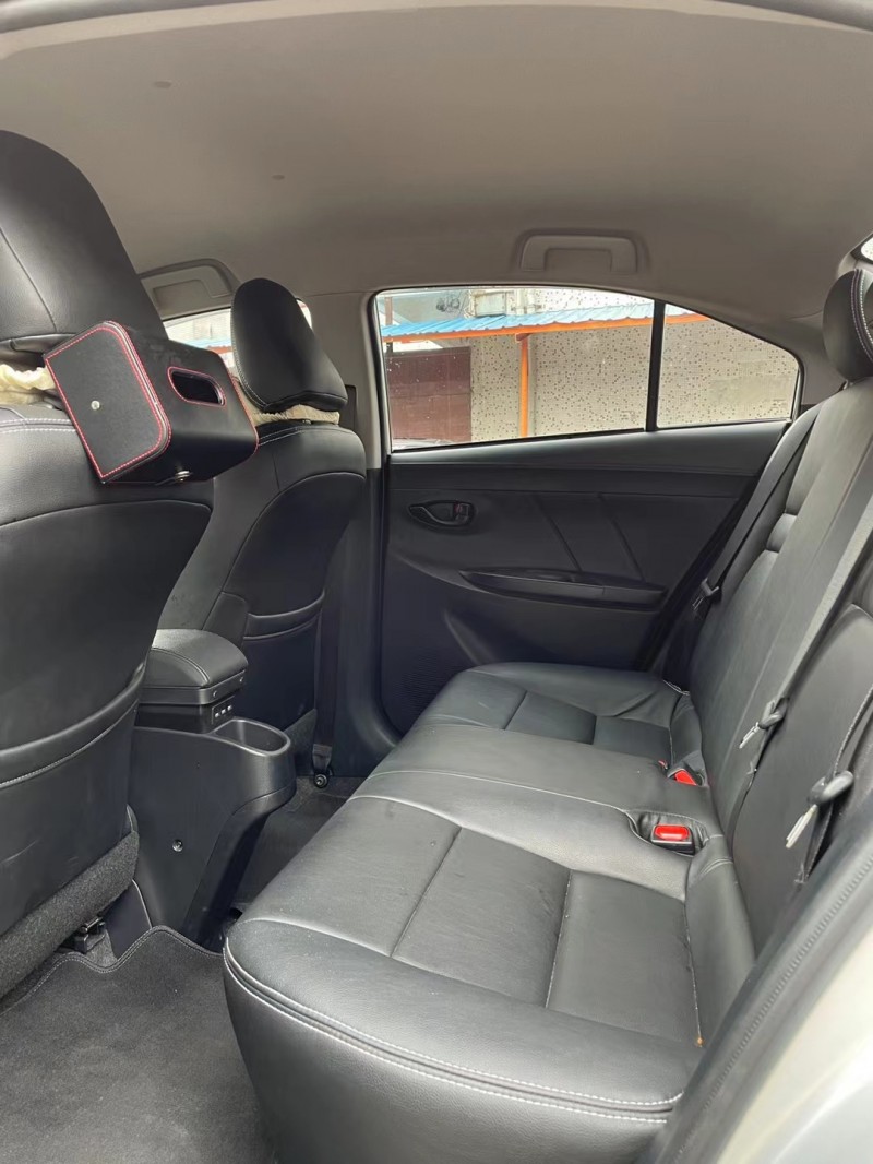 中山17年丰田YARiS L 致享7