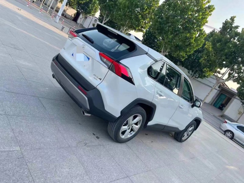唐山21年豐田RAV43