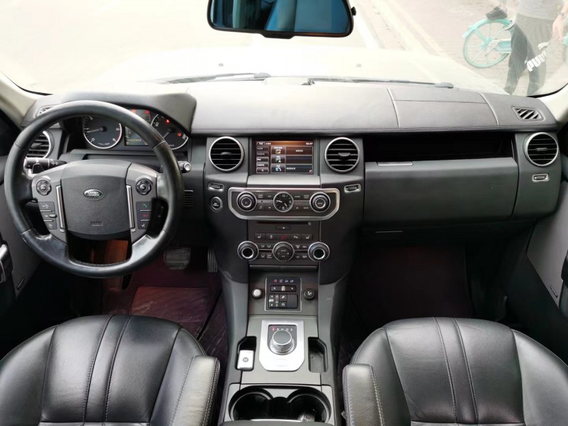 广州15年路虎发现41