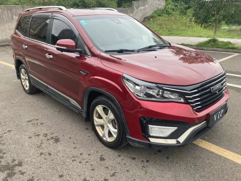 宜賓17年比速汽車T56