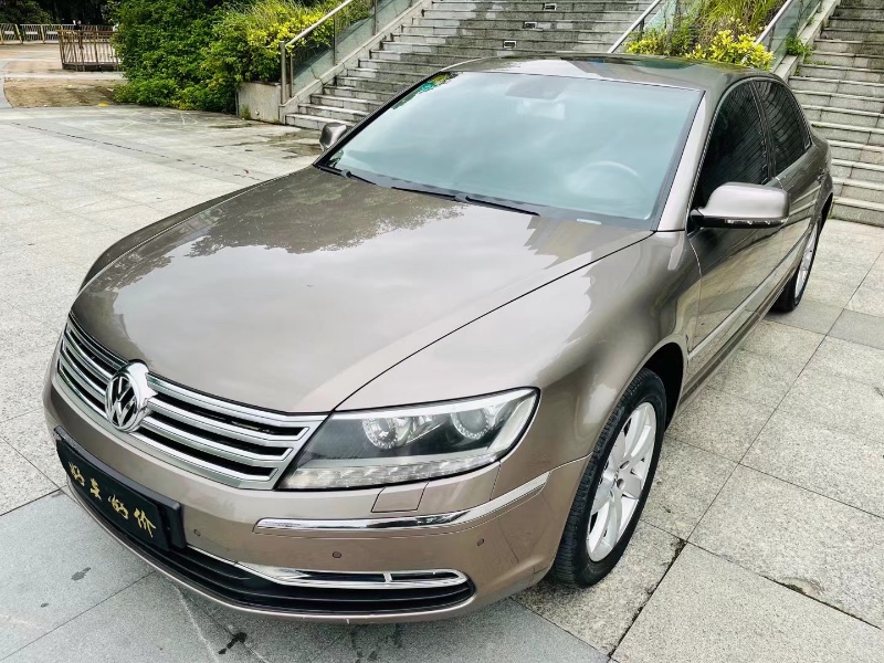 深圳13年大众辉腾8