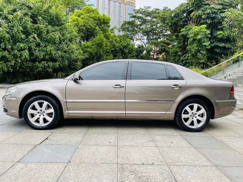 深圳13年大众辉腾3