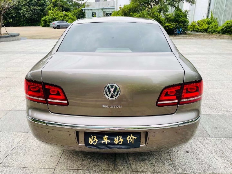 深圳13年大众辉腾1