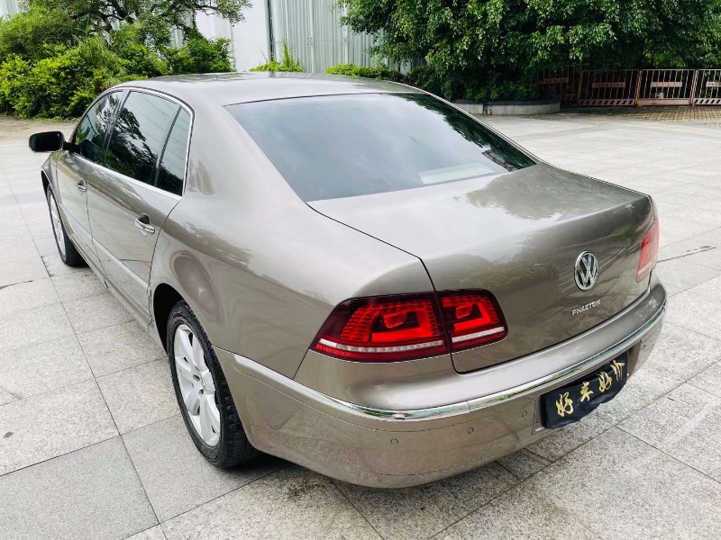 深圳13年大众辉腾2