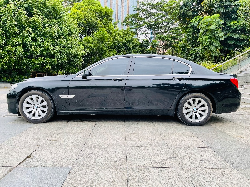 深圳10年宝马7系5