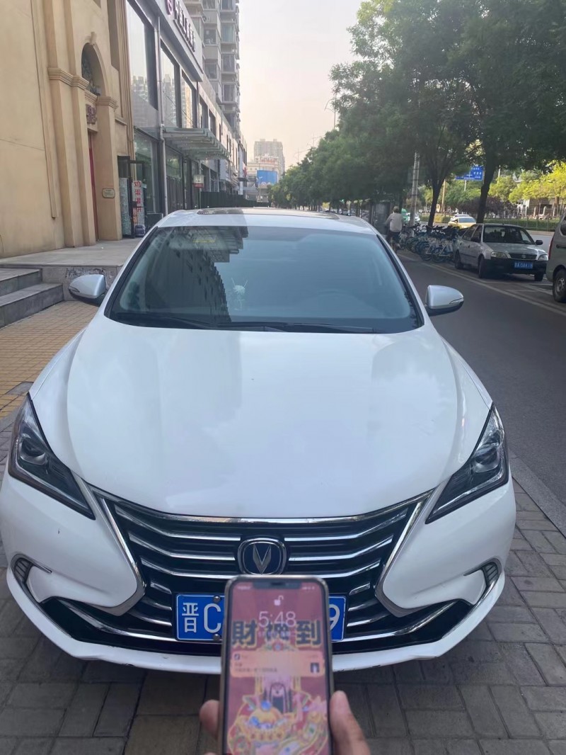 太原19年長安汽車逸動1