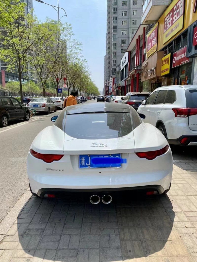 太原15年捷豹F-Type8