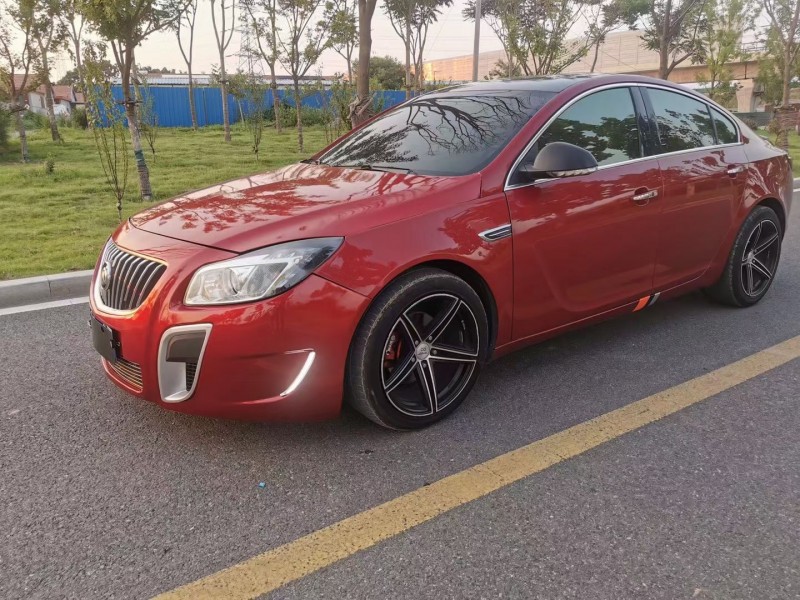 青岛11年别克君威6