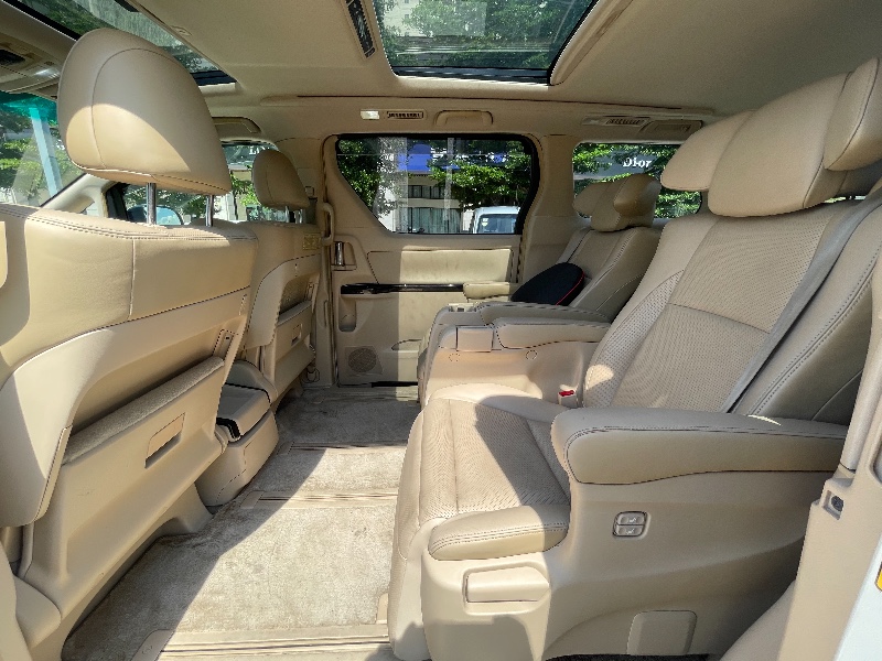 江门13年丰田埃尔法8