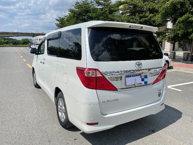 江门13年丰田埃尔法3